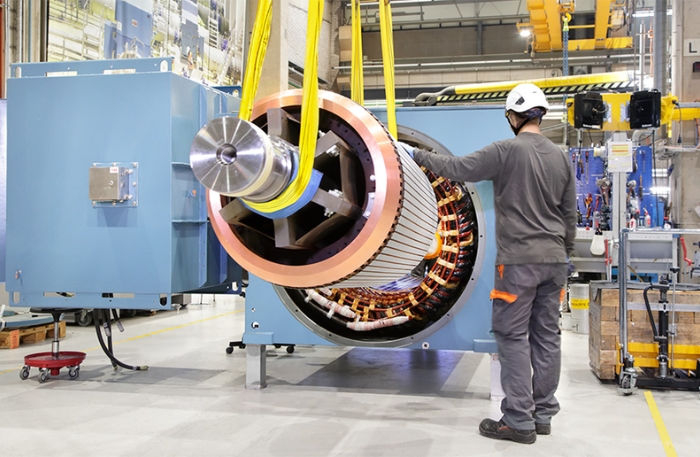 High voltage induction motors